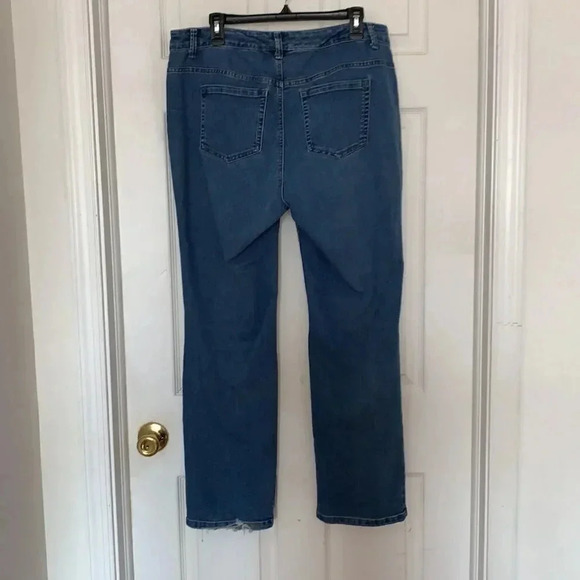 Charter Club Lexington Straight Jeans - Picture 2 of 4